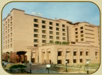 Four Star Deluxe Hotel Holiday Inn Agra India